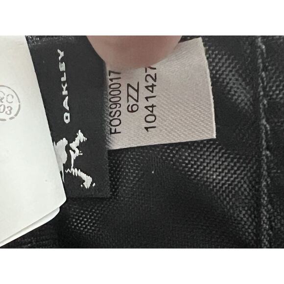 Oakley NEW Backpack Blue Outdoor Backpack Compartments Insulated Pocket - Picture 16 of 16